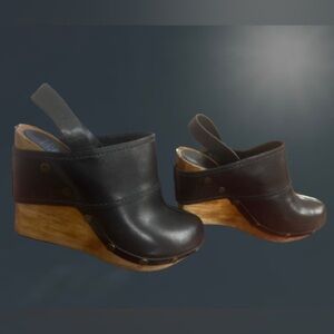 See By Chloe, leather platform clogs, sz EU 40/US 10